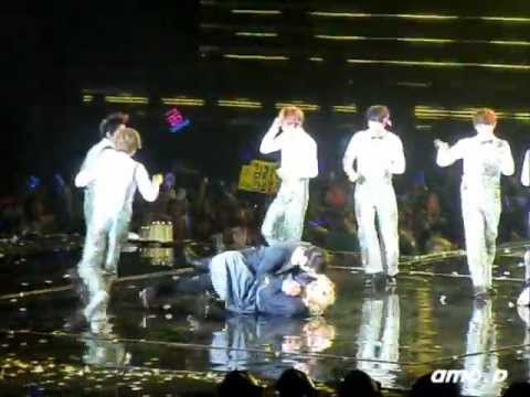 [Fancam] 120310 Super Junior SS4 in Macau - DoReMi