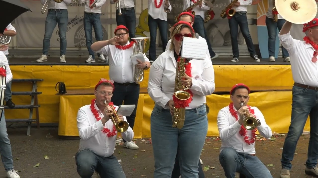 Dweilorkest De Klankentappers – De enige echte! 2025 — video 2