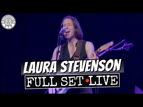 Laura Stevenson Full Set LIVE