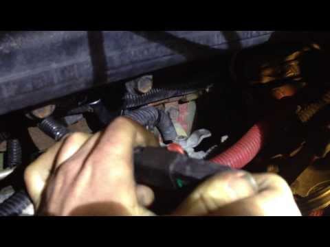 Our mechanic installing the Detroit Hoss plug in.
