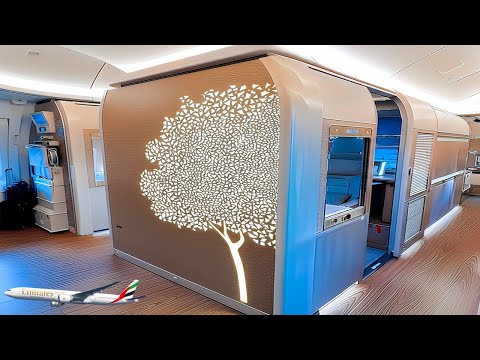 Emirates B777 First Class "Game Changer" Middle Suite with Virtual Windows (Flight Review)