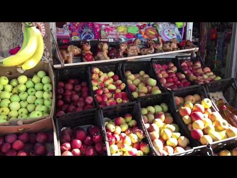 Georgia’s Colorful Market/ Telavi Agricultural Market/ Telavi, Georgia | Petite Adventures