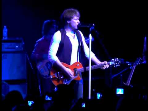 Jon Bon Jovi - Never Say Die (Live 2009-02-23)