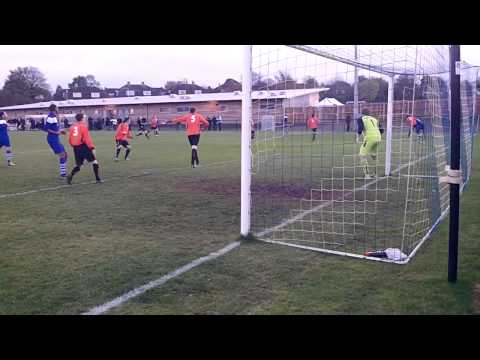 Dunstable Town v Aylesbury United - Sat 3rd Nov 2012