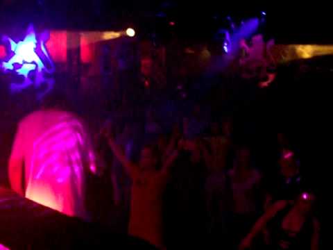 Scott Bond playing Tritonal - Broken Down at Fredan Tivoli, Helsinki, Fri 6th May 2011