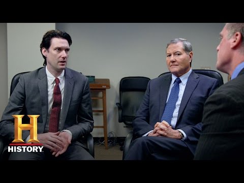 D.B. Cooper: Case Closed? - Bonus: Special Agent Larry Carr | History