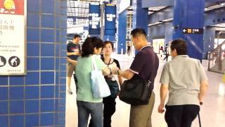 港鐵職員查票@大圍站
