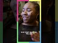 Wat?! Emma en Raïsha gaan showworstelen ?? Je ziet het allemaal in VERSUS! #shorts #versus #npozapp