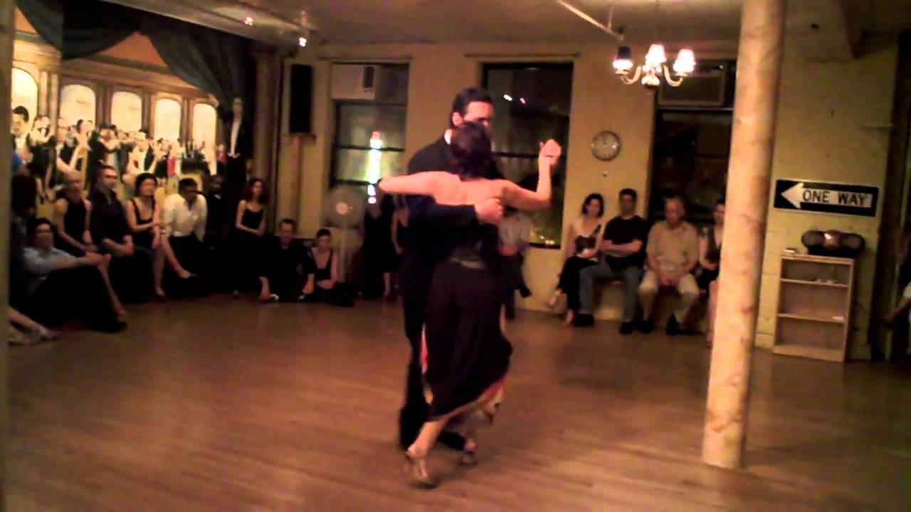 Maria Olivera & Gustavo Benzecry Saba: Argentine Tango - Araca la Cana