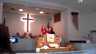 preview picture of video 'Caitlyn- Recites The Declaration of Independence | Earnest UMC'