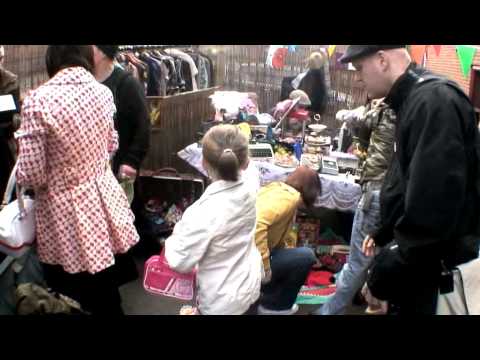 Mr Scruff - Nice Up The Function feat. Roots Manuva