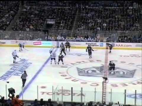 2010 WCQF Canucks @ Kings Gm4 (Part 4 of 6)