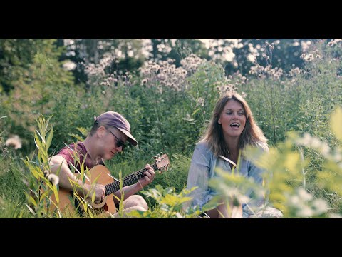 Musikvideo: 'Sommersang uden sol' af Stine Pilgaard og Katrine Muff
