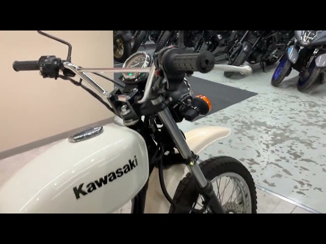 カワサキ250TR純正タンク：純正ホワイト白 キャブ車BJ250Fエストレヤ カワサキ250TR純正タンク：純正ホワイト白 キャブ車BJ250Fエストレヤ