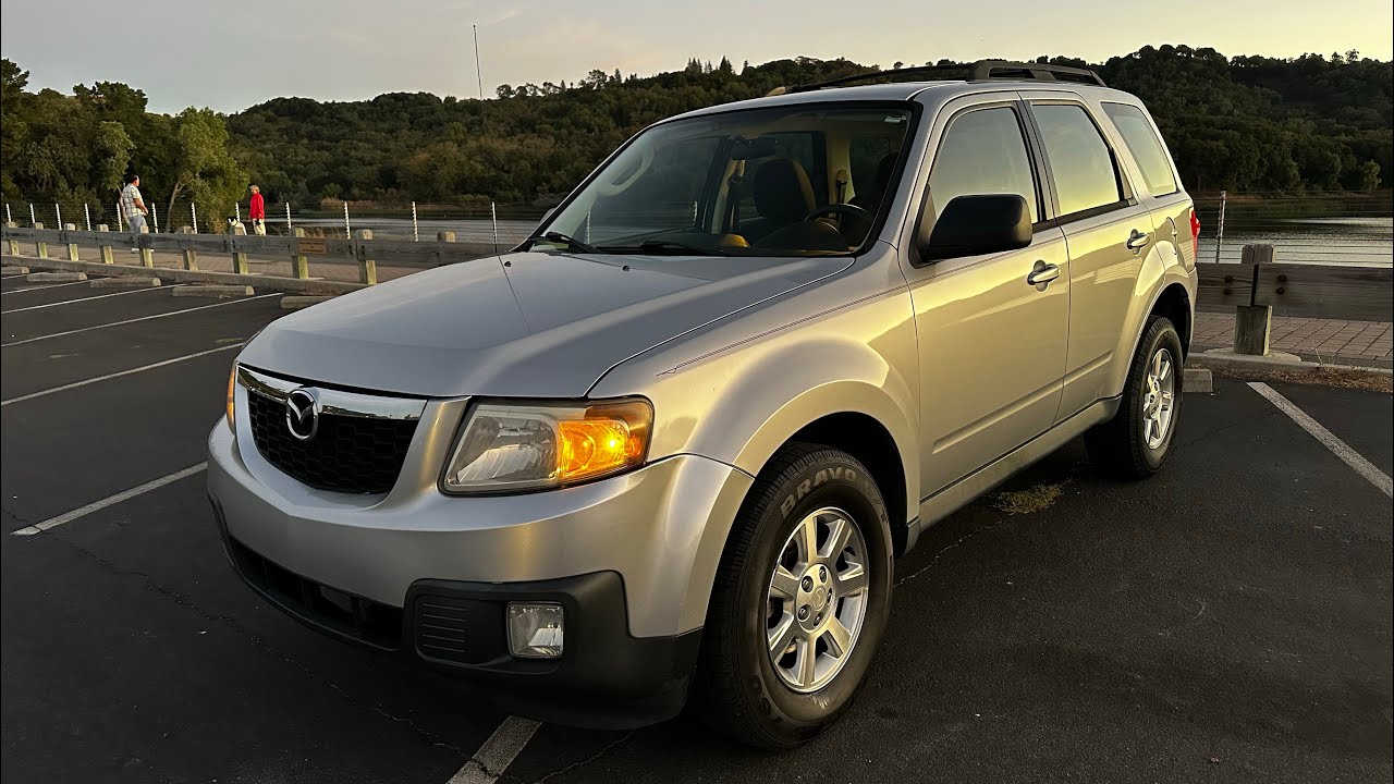2011 Mazda Tribute i Sport 4dr SUV 6A - Silver