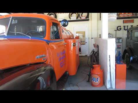 Vintage Gulf Gas Service Station Museum! Retro...