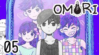 後でお友達がやさしく微笑んでいる。【OMORI】