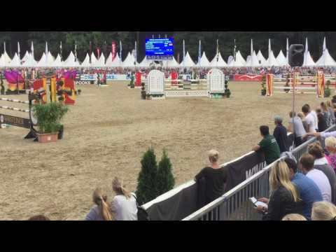 03 09 2016 Sieg Bundeschampionate Warendorf Cornada 7 jährige Finale  S## 1 . Platz