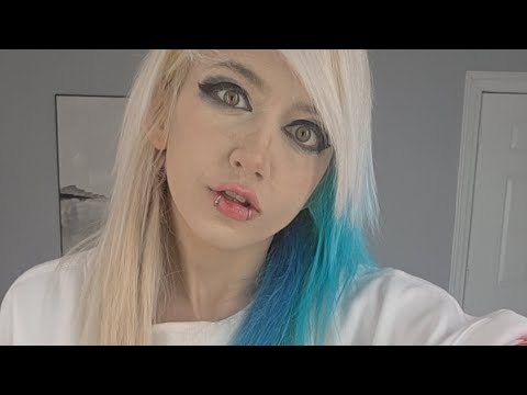 Poptart Barbie is live!