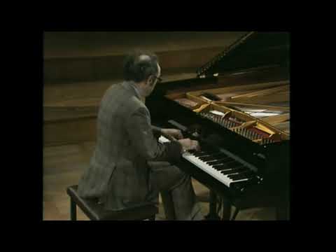 Schubert  Drei Klavierstücke D 946 No 3 C major Alfred Brendel