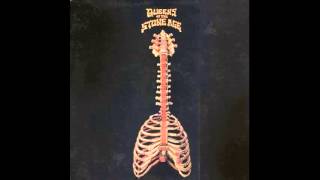 Queens of the Stone Age: "Mosquito Song" (Live Reithalle Bern, 2002)