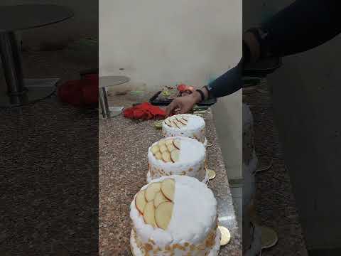 🥰fruit cake 🧑‍🍳#cake 🥝#cakedecorating #shots🍎🥭🍓 #birthday 🥝#londoncakedesigner 🥰