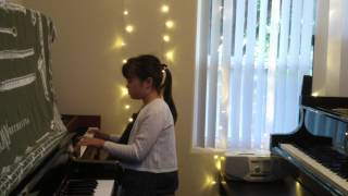 Mae Plays “Neko-Bus”(Cat bus) by Jo Hisaishi