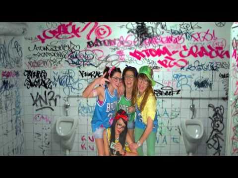 JHOTA BOY COLOR GIRLS!!!!!