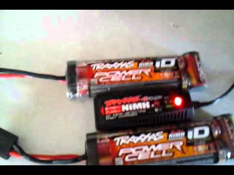 Traxxas summit  new charger and battery