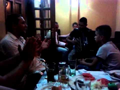 Milos Kika svira Aci Cergaru - 2012