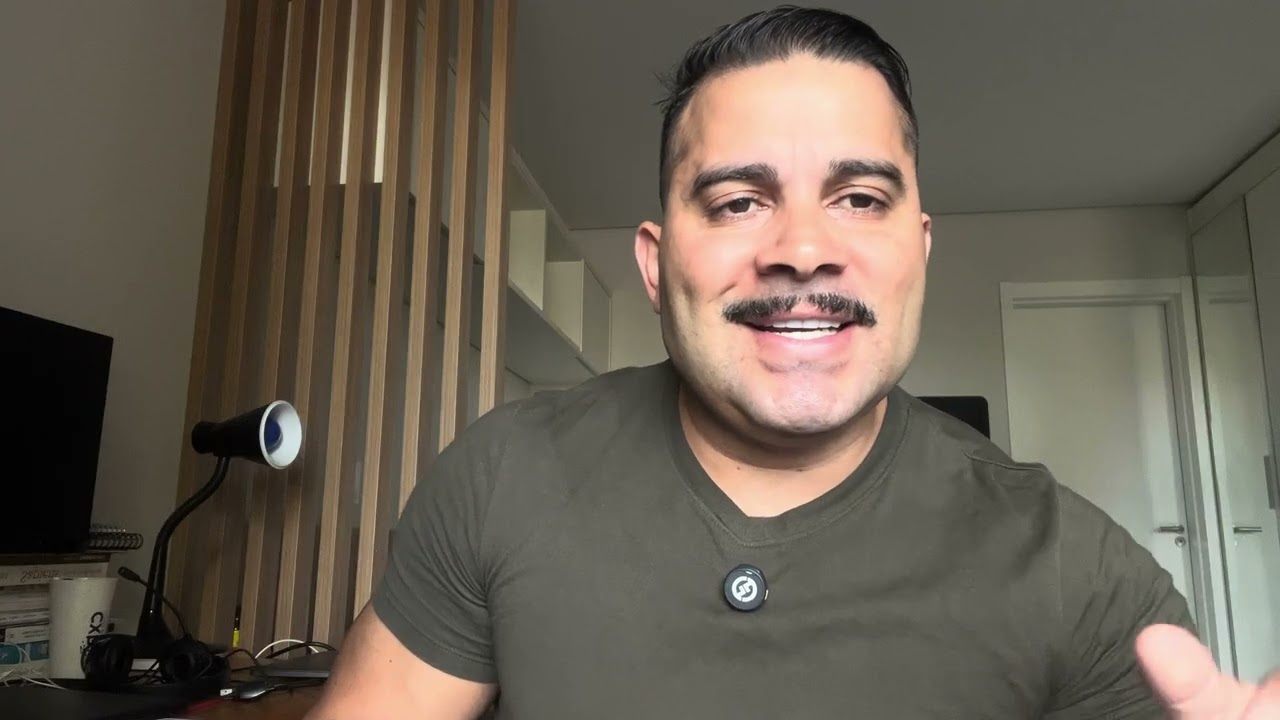 A ARTE DE SE PARECER UM IDIOTA