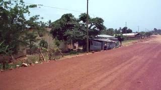 preview picture of video 'Traveling through a village somewhere south of Kumasi.'