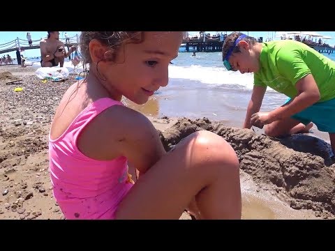 Аминка Камиль и МИЛАНА из Family Box ВЫБИРАЮТ ПРОФЕССИЮ! 24 ЧАСА в ВОДЕ с Family Box!