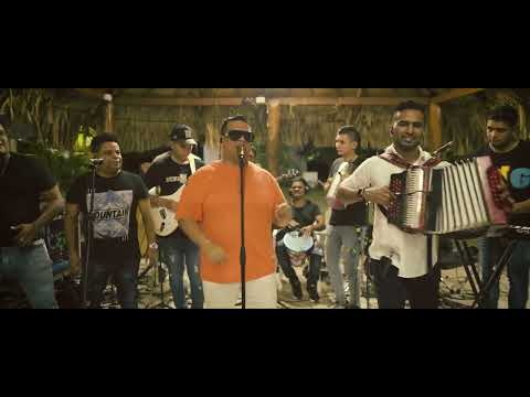 Simplemente Amigos - Erick Escobar (En Vivo)