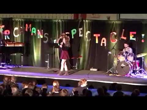 Feeling good Lara Bellavance