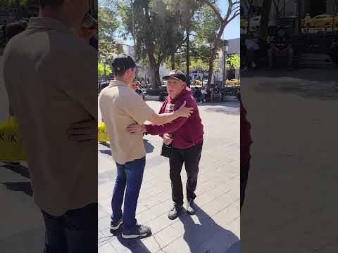 esto pasa cuando se alaba en las calles #cordoba #capital #argentina #alabanza