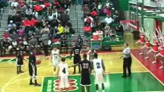 preview picture of video 'Railer Basketball vs. Lanphier-3rd Quarter'