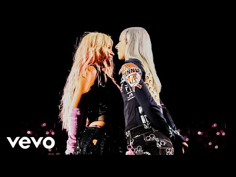 KAROL G, Young Miko - DISPO (En Vivo)