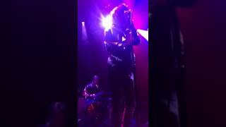 MOTHXR / &quot;She Can&#39;t Tell&quot; LIVE