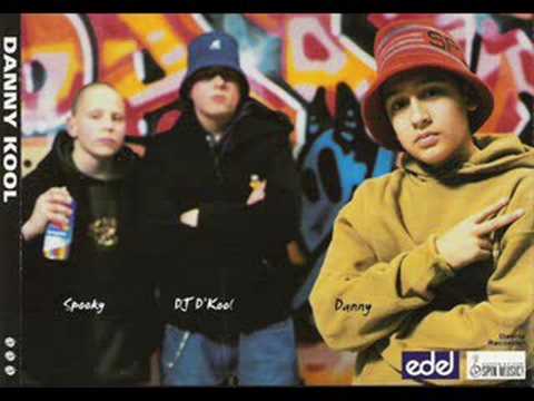 download lagu mp3 mp4 Danny Kool Senorita, download lagu Danny Kool Senorita gratis, unduh video klip Danny Kool Senorita
