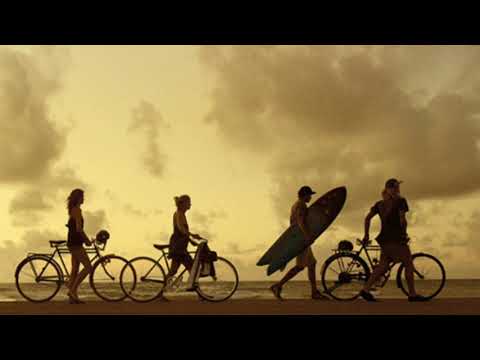 Years Around  The  Sun  - Miles Away  - מתורגם לעברית