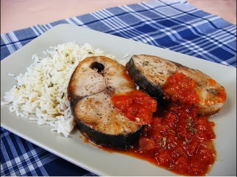 Bonito con tomate
