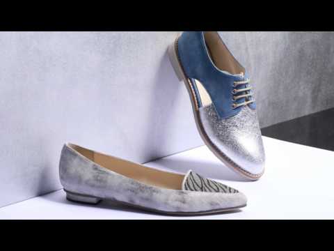 download lagu mp3 mp4 Pedro Anton Shoes, download lagu Pedro Anton Shoes gratis, unduh video klip Pedro Anton Shoes