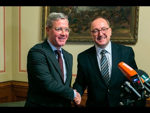 Németh Zsolt : A migrációs válság repedéseket idézett elő...