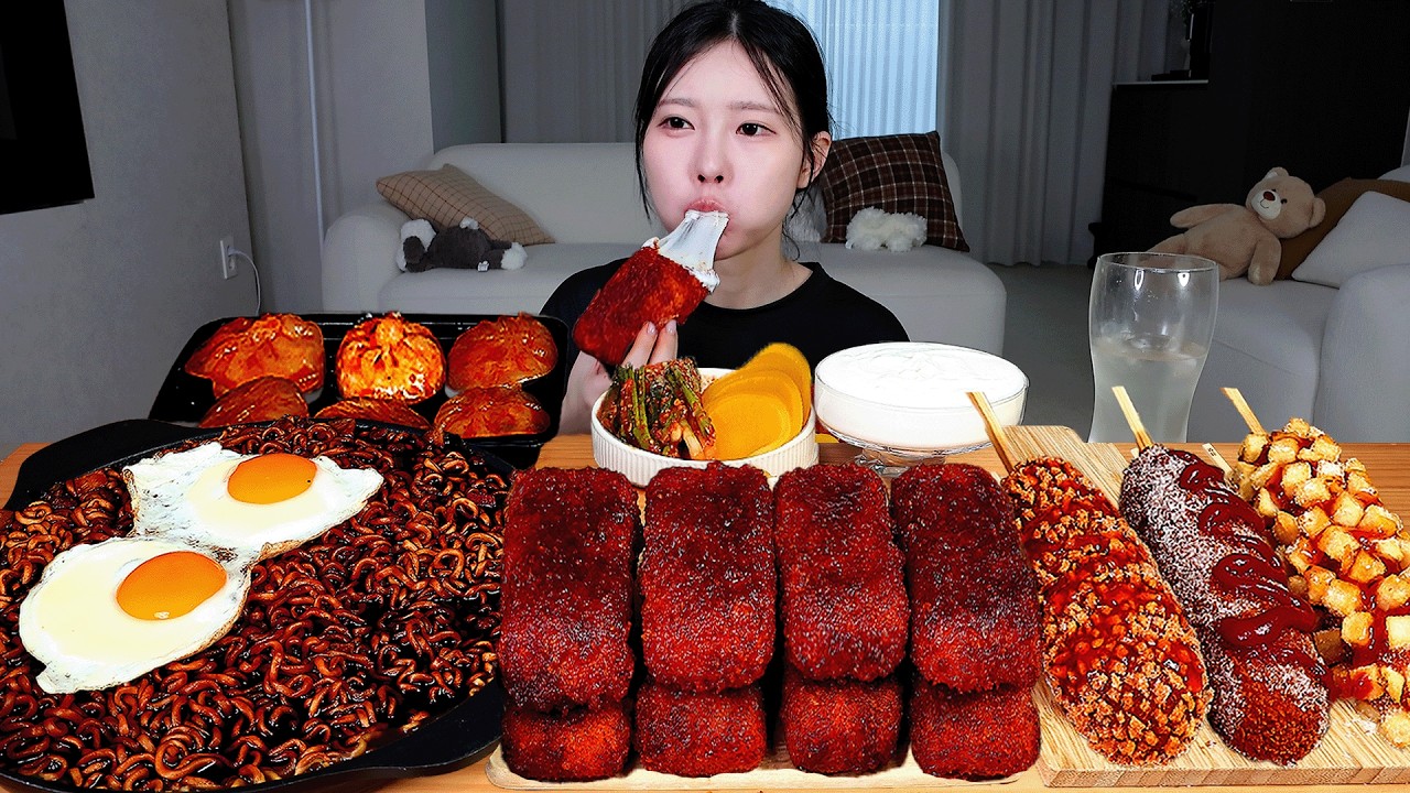 ASMR MUKBANG| 직접 만든 짜파게티 칠리스 치즈스틱 명랑핫도그 먹방 & 레시피 CHILIS CHEESE STICKS AND BLACK BEAN NOODL