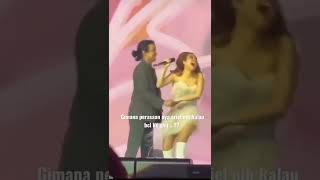 Download lagu Bcl di cium di atas panggung membuat Ariel Noah cemburu#bcldiciumdiatasdipanggungmembuatarielcemburu mp3