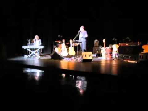 Javier Ruibal y Santiago Feliú  " ¿ A donde van ? de Silvio Rodríguez