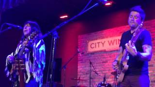 Buffy Sainte-Marie - Live - Starwalker