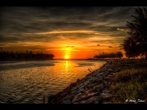 CINEMATIC HYPERLAPSE SUNSET | MIRI SARAWAK | CINEMATIC MALAYSIA 2021