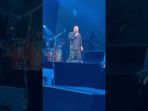 ub40 ft. Ali In memory of Astro live at the 02 Arena London on 25 Feb 2-Guns in the ghetto live